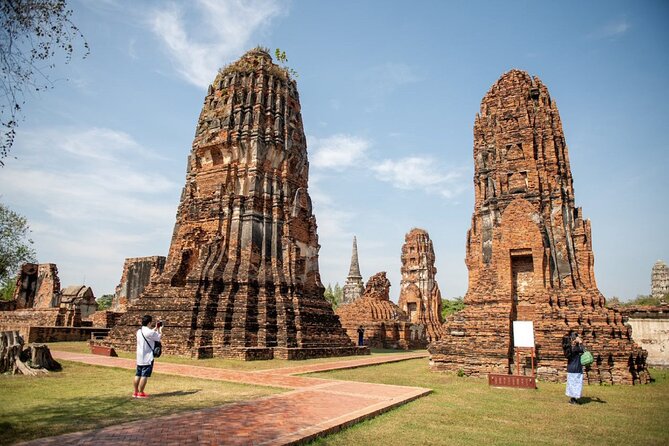 UNESCO's Ayutthaya Historical Park: Full-Day Tour from Bangkok - The Historic City: Ruins Spread Across Ayutthaya