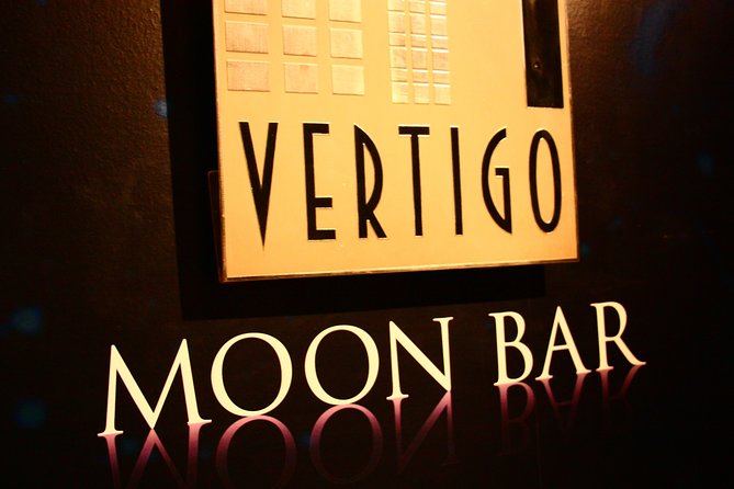 Vertigo Rooftop Dining: A Culinary Journey at Banyan Tree - The complimentary photograph and the best memory of the evening