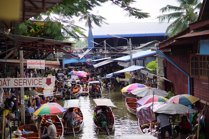 VIP Private Tour Damnoen Saduak+ Amphawa + Mae Klong Railway - Wat Bang Kung and the Muay Thai park