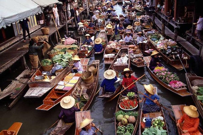 VIP Private Tour Damnoen Saduak+ Amphawa + Mae Klong Railway - Amphawa after dark, the day’s strongest finish