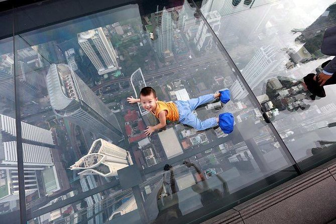 Walk over SKY at Kingpower SkyWalk Admission Ticket - Who will enjoy this experience most?