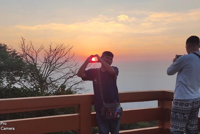 Wat Phra That Doi Suthep spiritual Sunrise Tour with an Ex-monk - Key points to know before booking