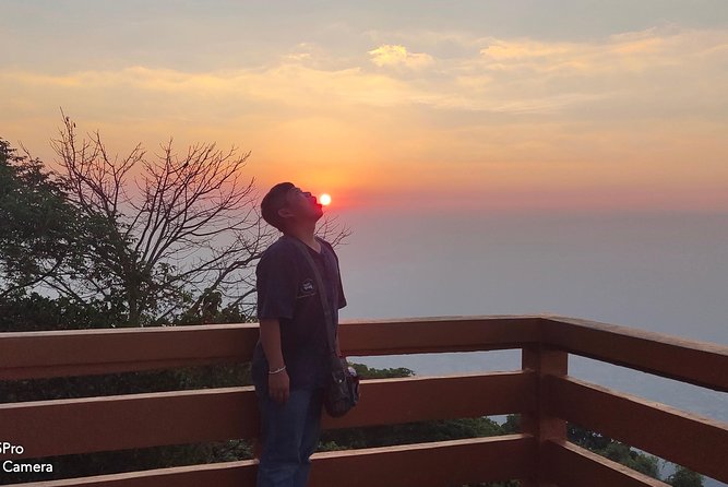 Wat Phra That Doi Suthep spiritual Sunrise Tour with an Ex-monk - Dress, manners, and the early hour