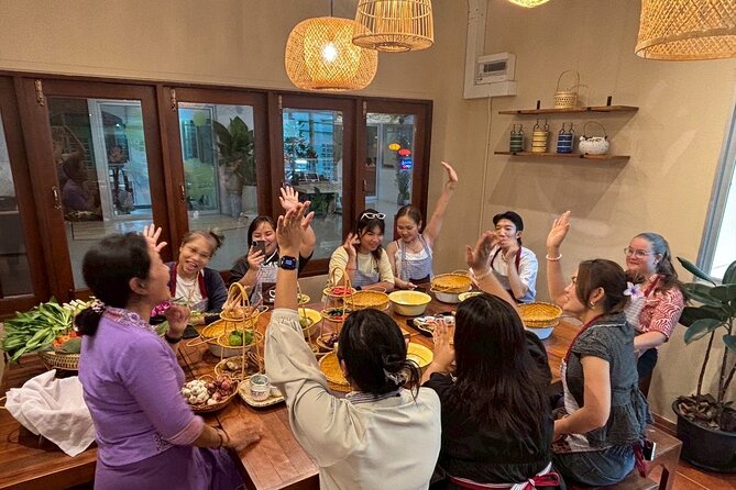 White Lotus Thai Cooking Class in Bangkok - The lotus-folding finale