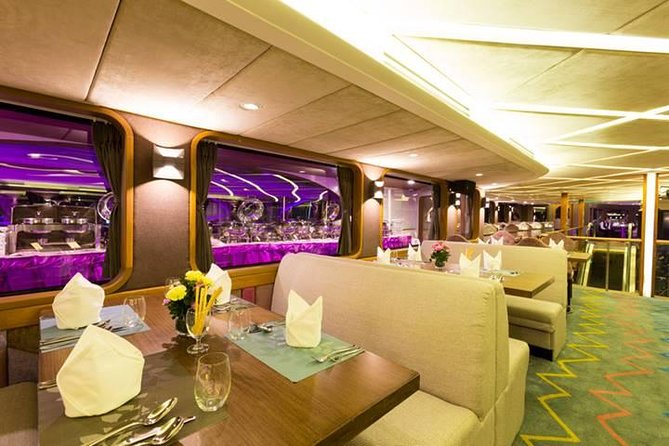 Wonderful Pearl Dinner Cruise - What dinner is really like
